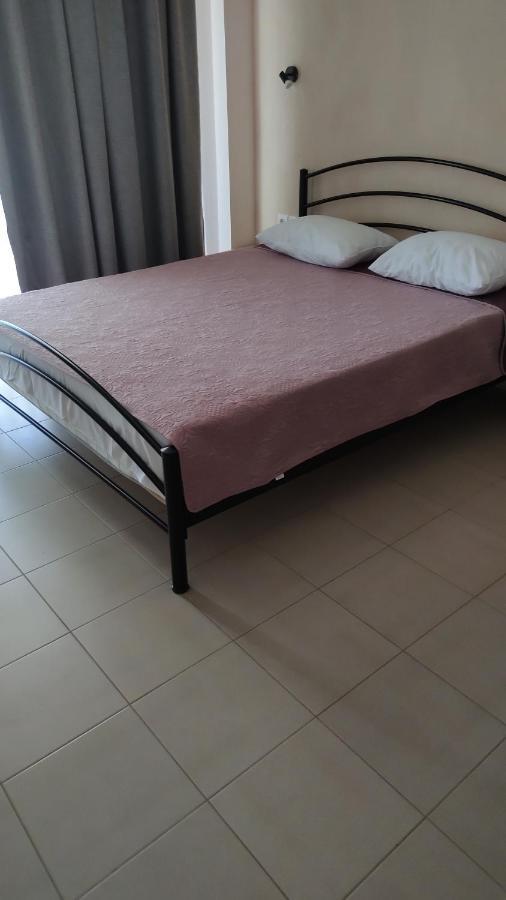 Persefoni Rooms Apartments & Mezonetes Toroni Exterior foto