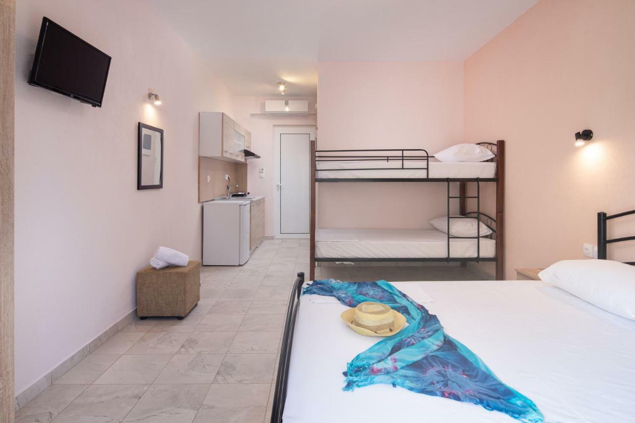 Persefoni Rooms Apartments & Mezonetes Toroni Exterior foto